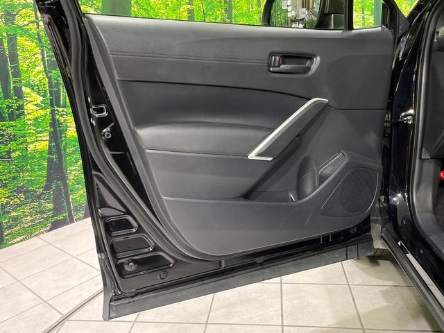 カローラクロス ハイブリッド G 4WD 禁煙車 衝突軽減 寒冷地仕様 8型ディスプレイオーディオ バックカメラ LEDヘッドライト LEDフォグライト ETC ドラレコ 100V電源 Bluetooth オートマチックハイビーム(59枚目)