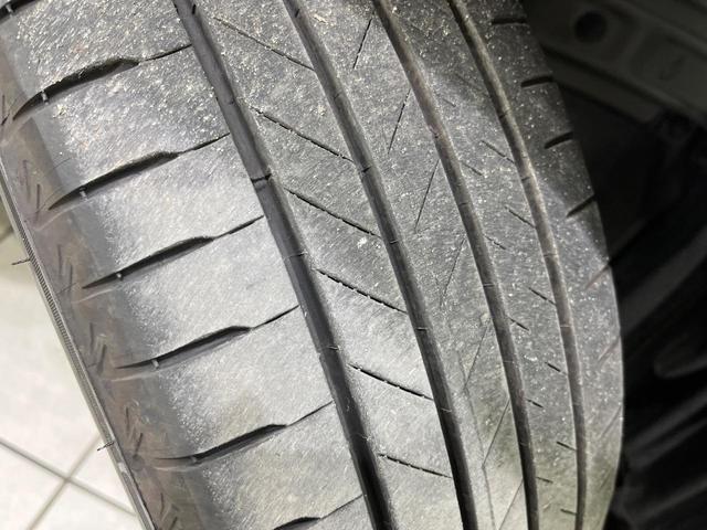 カローラクロス ハイブリッド G 4WD 禁煙車 衝突軽減 寒冷地仕様 8型ディスプレイオーディオ バックカメラ LEDヘッドライト LEDフォグライト ETC ドラレコ 100V電源 Bluetooth オートマチックハイビーム(64枚目)