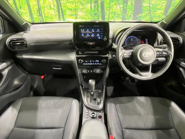 ヤリスクロス Z 4WD 禁煙車 衝突軽減 純正ナビ 全周囲カメラ レーダクルーズ ドラレコ ETC 寒冷地仕様 シートヒーター パワーシート ステアリングヒーター LEDヘッド オートエアコン(2枚目)