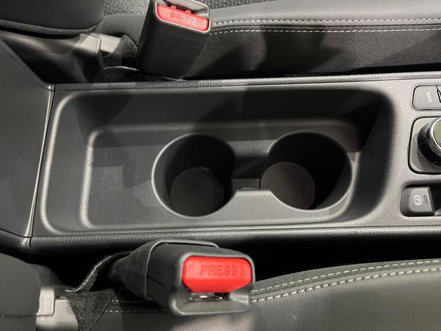 ヤリスクロス Z 4WD 禁煙車 衝突軽減 純正ナビ 全周囲カメラ レーダクルーズ ドラレコ ETC 寒冷地仕様 シートヒーター パワーシート ステアリングヒーター LEDヘッド オートエアコン(38枚目)