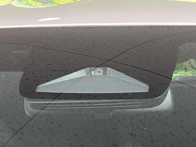 ヤリス X 4WD 禁煙車 衝突軽減 寒冷地仕様 ナビ バックカメラ レーダークルーズ ETC クリアランスソナー オートハイビーム レーンキープアシスト スマートキー シートリフター 地デジ(3枚目)