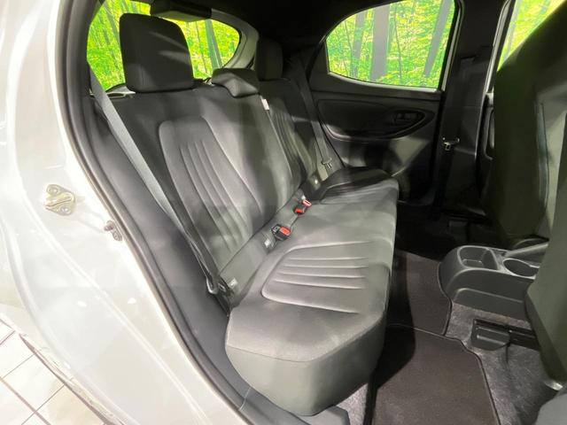 ヤリス X 4WD 禁煙車 衝突軽減 寒冷地仕様 ナビ バックカメラ レーダークルーズ ETC クリアランスソナー オートハイビーム レーンキープアシスト スマートキー シートリフター 地デジ(10枚目)