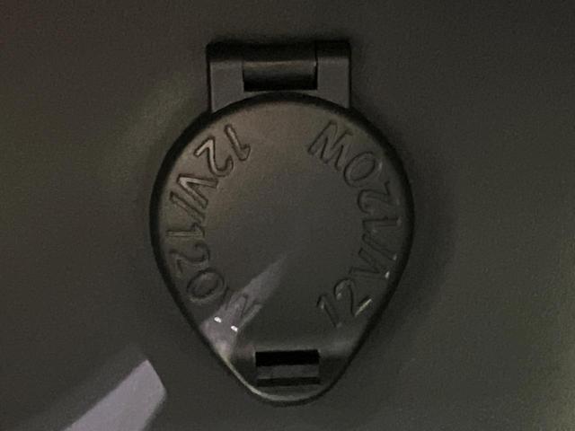 ヤリス X 4WD 禁煙車 衝突軽減 寒冷地仕様 ナビ バックカメラ レーダークルーズ ETC クリアランスソナー オートハイビーム レーンキープアシスト スマートキー シートリフター 地デジ(28枚目)