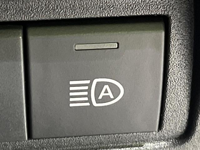 ヤリス X 4WD 禁煙車 衝突軽減 寒冷地仕様 ナビ バックカメラ レーダークルーズ ETC クリアランスソナー オートハイビーム レーンキープアシスト スマートキー シートリフター 地デジ(42枚目)