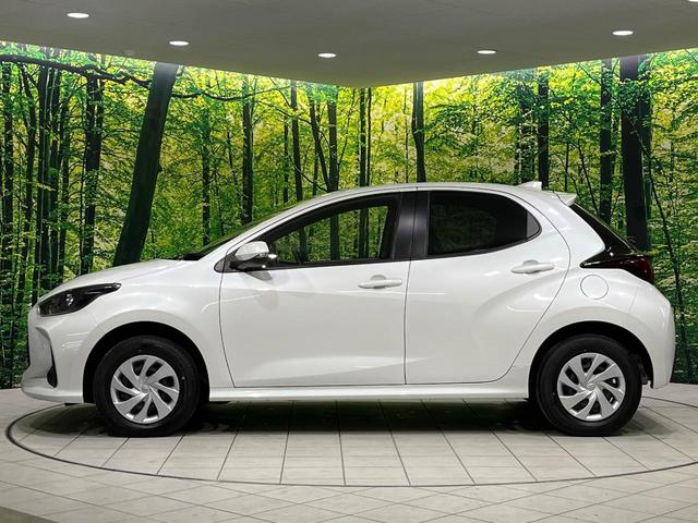ヤリス X 4WD 禁煙車 衝突軽減 寒冷地仕様 ナビ バックカメラ レーダークルーズ ETC クリアランスソナー オートハイビーム レーンキープアシスト スマートキー シートリフター 地デジ(44枚目)
