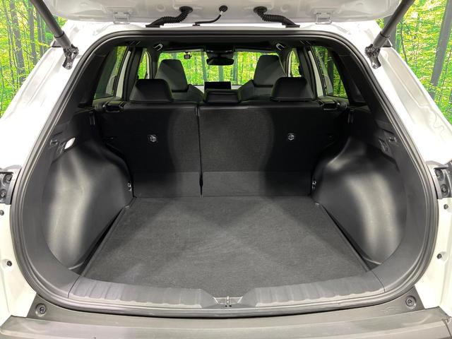 カローラクロス ハイブリッド Z 4WD 禁煙車 パノラマルーフ 衝突軽減 寒冷地仕様 純正10型ナビ 全周囲カメラ アドバンスドパーク レーダークルーズ ETC ドラレコ シーケンシャルターンランプ パワーバックドア パワーシート(36枚目)