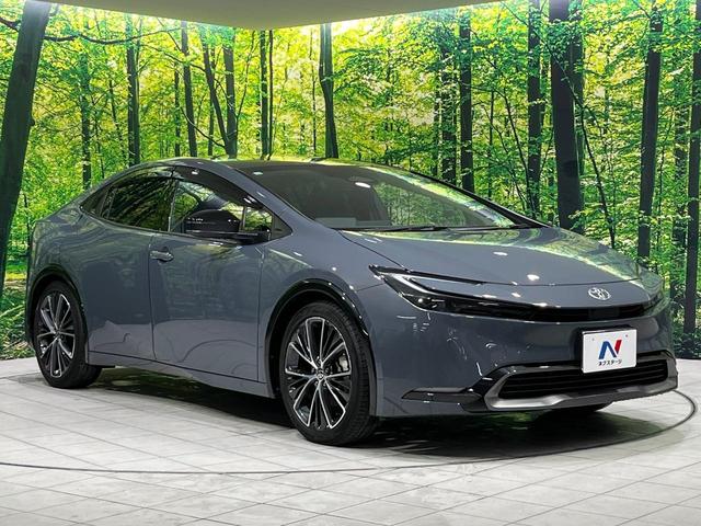 プリウス Z 4WD 禁煙車 衝突軽減 サンルーフ 寒冷地仕様 12.3型ディスプレイオーディオ 全周囲カメラ AC100V電源 パワーバックドア LEDヘッドライト パワーシート ETC ドラレコ シートヒーター(17枚目)