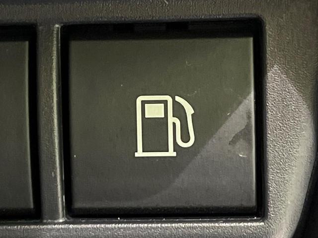 プリウス Z 4WD 禁煙車 衝突軽減 サンルーフ 寒冷地仕様 12.3型ディスプレイオーディオ 全周囲カメラ AC100V電源 パワーバックドア LEDヘッドライト パワーシート ETC ドラレコ シートヒーター(32枚目)