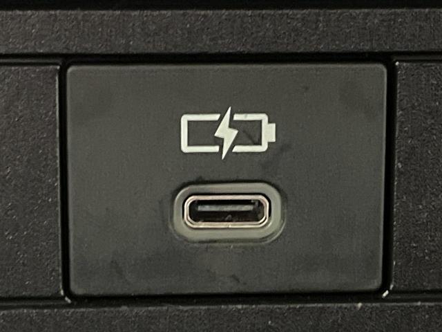 プリウス Z 4WD 禁煙車 衝突軽減 サンルーフ 寒冷地仕様 12.3型ディスプレイオーディオ 全周囲カメラ AC100V電源 パワーバックドア LEDヘッドライト パワーシート ETC ドラレコ シートヒーター(42枚目)