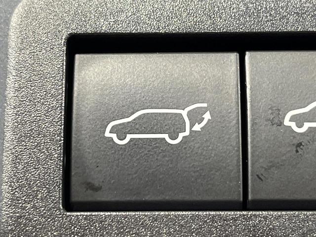 プリウス Z 4WD 禁煙車 衝突軽減 サンルーフ 寒冷地仕様 12.3型ディスプレイオーディオ 全周囲カメラ AC100V電源 パワーバックドア LEDヘッドライト パワーシート ETC ドラレコ シートヒーター(64枚目)