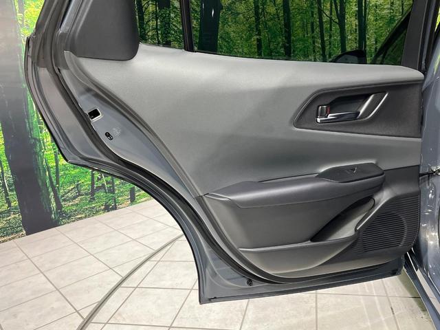 プリウス Z 4WD 禁煙車 衝突軽減 サンルーフ 寒冷地仕様 12.3型ディスプレイオーディオ 全周囲カメラ AC100V電源 パワーバックドア LEDヘッドライト パワーシート ETC ドラレコ シートヒーター(71枚目)