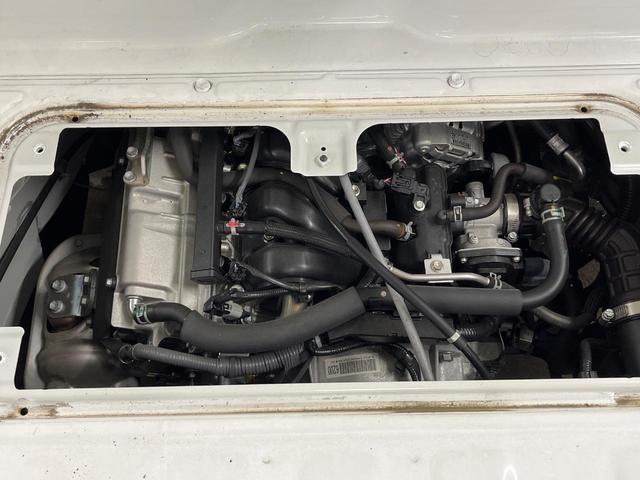 キャリイトラック ＫＣエアコン・パワステ　届出済未使用車　４ＷＤ　衝突軽減　ＭＴ車　コーナーセンサー　オートハイビーム　車線逸脱警報　オートライト　横滑り防止装置　アイドリングストップ　キーレス　パワーステアリング　エアコン（18枚目）