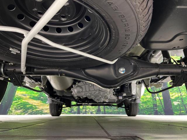 キャリイトラック ＫＣエアコン・パワステ　届出済未使用車　４ＷＤ　衝突軽減　ＭＴ車　コーナーセンサー　オートハイビーム　車線逸脱警報　オートライト　横滑り防止装置　アイドリングストップ　キーレス　パワーステアリング　エアコン（19枚目）