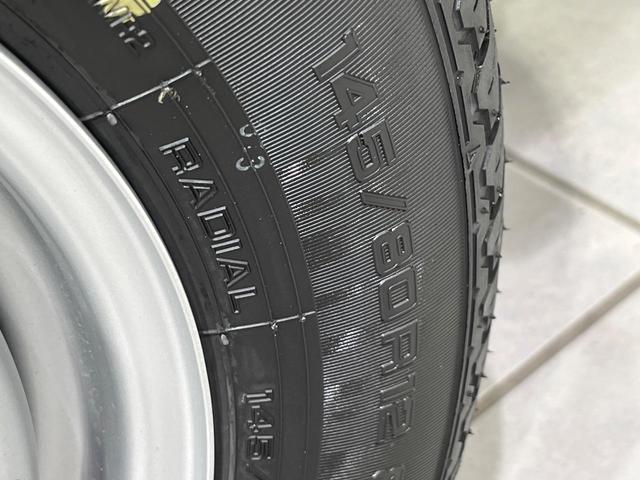 キャリイトラック ＫＣエアコン・パワステ　届出済未使用車　４ＷＤ　衝突軽減　ＭＴ車　コーナーセンサー　オートハイビーム　車線逸脱警報　オートライト　横滑り防止装置　アイドリングストップ　キーレス　パワーステアリング　エアコン（26枚目）