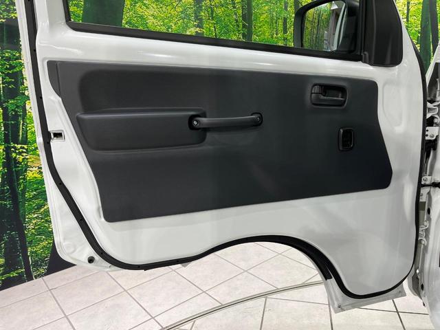 キャリイトラック ＫＣエアコン・パワステ　届出済未使用車　４ＷＤ　衝突軽減　ＭＴ車　コーナーセンサー　オートハイビーム　車線逸脱警報　オートライト　横滑り防止装置　アイドリングストップ　キーレス　パワーステアリング　エアコン（32枚目）