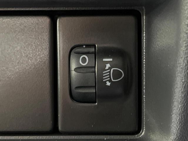 キャリイトラック ＫＣエアコン・パワステ　届出済未使用車　４ＷＤ　衝突軽減　ＭＴ車　コーナーセンサー　オートハイビーム　車線逸脱警報　オートライト　横滑り防止装置　アイドリングストップ　キーレス　パワーステアリング　エアコン（40枚目）