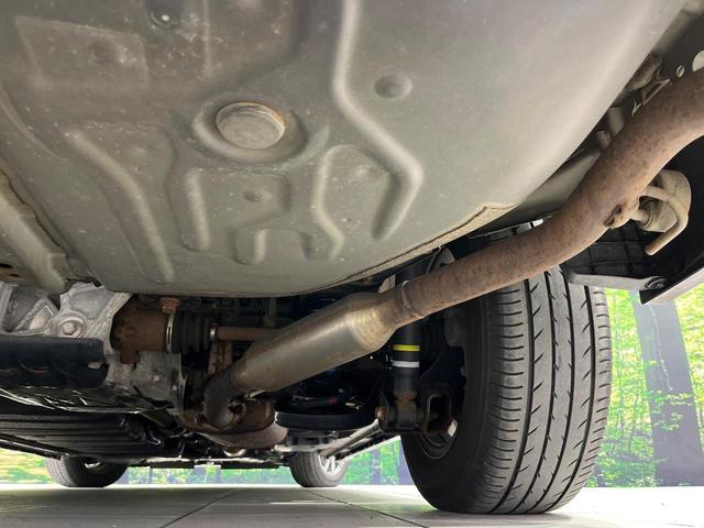 ノア Ｘ　４ＷＤ　禁煙車　モデリスタエアロ　フリップダウンモニター　ＳＤナビ　寒冷地仕様　両側電動スライドドア　バックカメラ　ＥＴＣ　スマートキー　ダブルエアコン　横滑り防止装置　アイドリングストップ（25枚目）