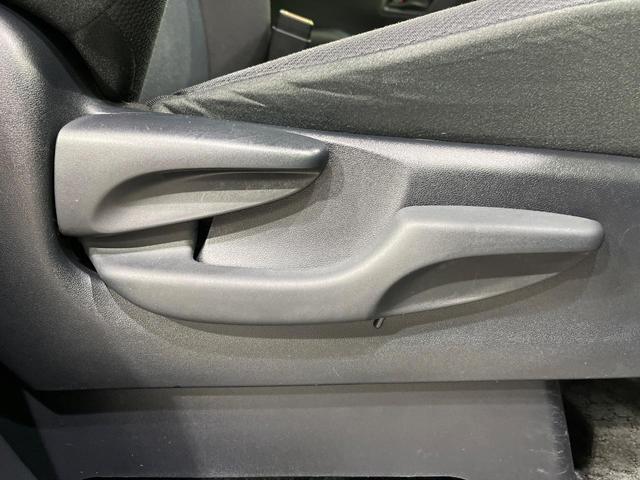 ノア Ｘ　４ＷＤ　禁煙車　モデリスタエアロ　フリップダウンモニター　ＳＤナビ　寒冷地仕様　両側電動スライドドア　バックカメラ　ＥＴＣ　スマートキー　ダブルエアコン　横滑り防止装置　アイドリングストップ（37枚目）