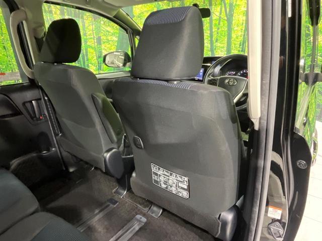 ノア Ｘ　４ＷＤ　禁煙車　モデリスタエアロ　フリップダウンモニター　ＳＤナビ　寒冷地仕様　両側電動スライドドア　バックカメラ　ＥＴＣ　スマートキー　ダブルエアコン　横滑り防止装置　アイドリングストップ（67枚目）