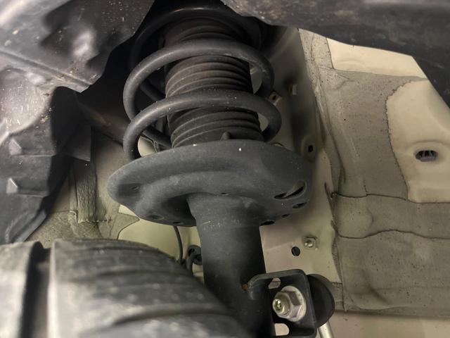 ヤリスクロス ハイブリッドZ 4WD 禁煙車 純正8インチディスプレイオーディオ バックカメラ レーダークルーズ コントロール パワーシート パワーバックドア 前席パワーシート LEDヘッドライト ドラレコ ETC オートライト(21枚目)