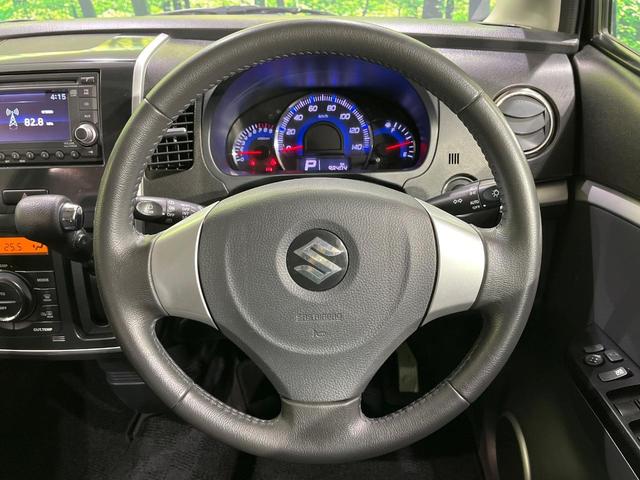 ワゴンＲスティングレー リミテッドＩＩ　４ＷＤ　禁煙車　ディスプレイオーディオ　バックカメラ　スマートキー　シートヒーター　ＨＩＤヘッドライト　革巻きステアリング　オートエアコン　１４インチアルミホイール　フォグライト　ＣＤ再生（12枚目）