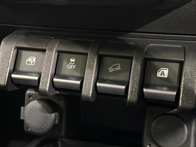 ジムニー ＸＣ　４ＷＤ　ターボ　届出済未使用車　衝突軽減　コーナーセンサー　スマートキー　ＬＥＤヘッド　クルコン　オートハイビーム　オートライト　オートエアコン　純正１６インチアルミ（7枚目）