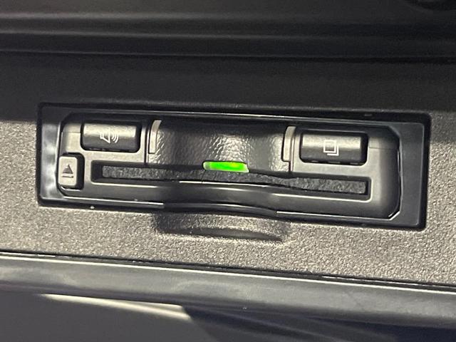 ランドクルーザープラド TX Lパッケージ マットブラックエディション 4WD 禁煙車 衝突軽減 サンルーフ ALPINE9インチナビ バックカメラ シートベンチレーション 前席パワーシート LEDヘッドライト フロントフォグライト レーダークルーズコントロール ETC(7枚目)