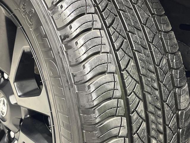 ランドクルーザープラド TX Lパッケージ マットブラックエディション 4WD 禁煙車 衝突軽減 サンルーフ ALPINE9インチナビ バックカメラ シートベンチレーション 前席パワーシート LEDヘッドライト フロントフォグライト レーダークルーズコントロール ETC(25枚目)