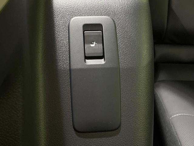 ランドクルーザープラド TX Lパッケージ マットブラックエディション 4WD 禁煙車 衝突軽減 サンルーフ ALPINE9インチナビ バックカメラ シートベンチレーション 前席パワーシート LEDヘッドライト フロントフォグライト レーダークルーズコントロール ETC(32枚目)