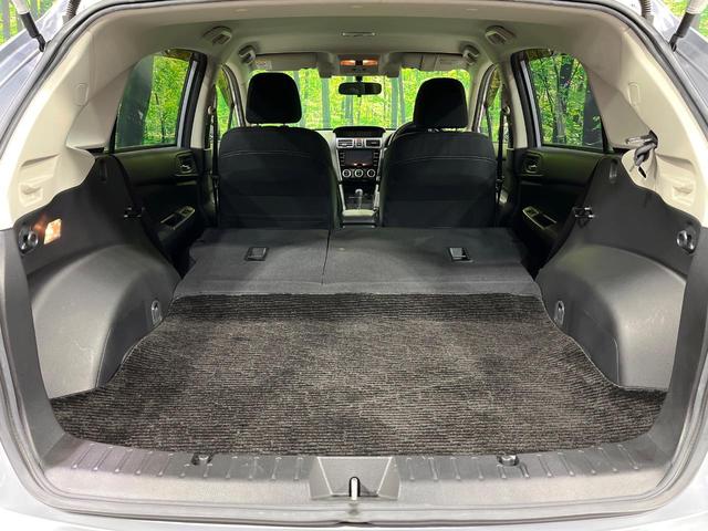 インプレッサスポーツ 2.0i-Sアイサイト 4WD 禁煙車 衝突軽減 純正ナビ レーダークルーズ バックカメラ Bluetooth ETC HIDヘッドライト フロントフォグ オートライト オートエアコン スマートキー パドルシフト(11枚目)