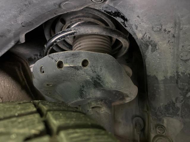 インプレッサスポーツ 2.0i-Sアイサイト 4WD 禁煙車 衝突軽減 純正ナビ レーダークルーズ バックカメラ Bluetooth ETC HIDヘッドライト フロントフォグ オートライト オートエアコン スマートキー パドルシフト(21枚目)