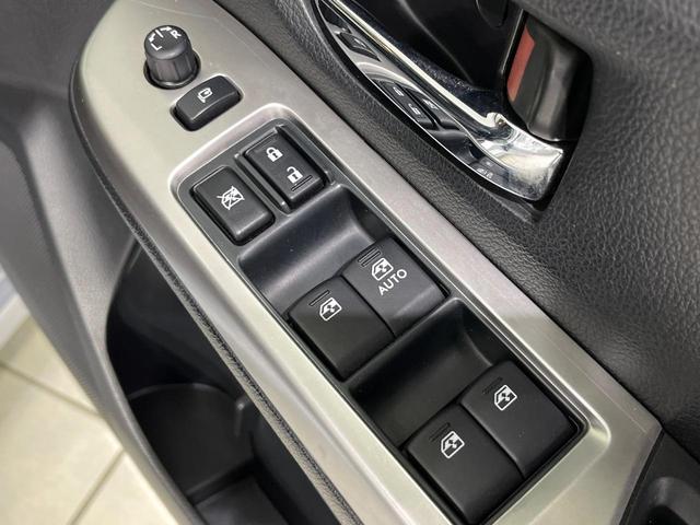 インプレッサスポーツ 2.0i-Sアイサイト 4WD 禁煙車 衝突軽減 純正ナビ レーダークルーズ バックカメラ Bluetooth ETC HIDヘッドライト フロントフォグ オートライト オートエアコン スマートキー パドルシフト(37枚目)