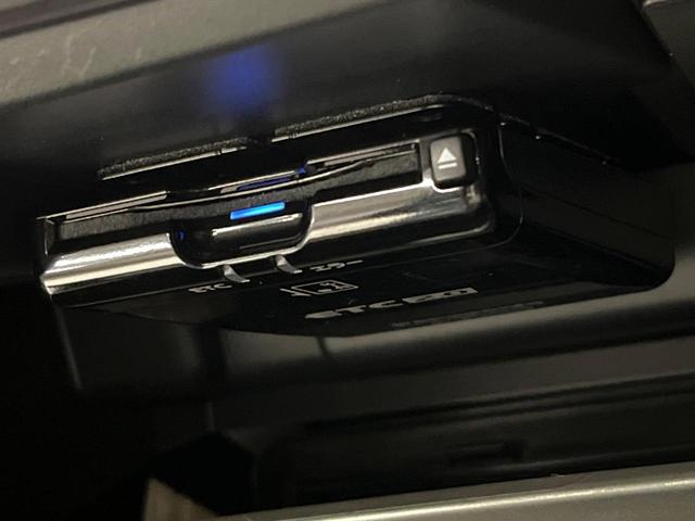 【ＥＴＣ】高速道路の料金所をストレスなく通過！話題のスポットやサービスエリアに多い「スマートＩＣ」利用時は必須のアイテムです。当店でセットアップを実施、ご納車当日からすぐにご利用いただけます！