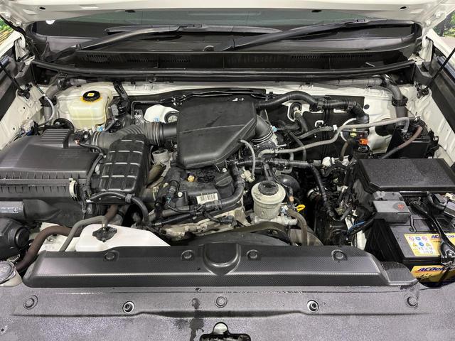 ランドクルーザープラド ＴＸ　Ｌパッケージ　４ＷＤ　禁煙車　衝突軽減　純正９型ナビ　バックカメラ　レーダークルーズ　シートベンチレーション　ＥＴＣ　ドラレコ　７人乗り　黒革シート　前席パワーシート　クリアランスソナー　ＬＥＤヘッド（20枚目）