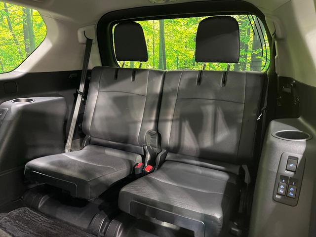 ランドクルーザープラド ＴＸ　Ｌパッケージ　４ＷＤ　禁煙車　衝突軽減　純正９型ナビ　バックカメラ　レーダークルーズ　シートベンチレーション　ＥＴＣ　ドラレコ　７人乗り　黒革シート　前席パワーシート　クリアランスソナー　ＬＥＤヘッド（43枚目）
