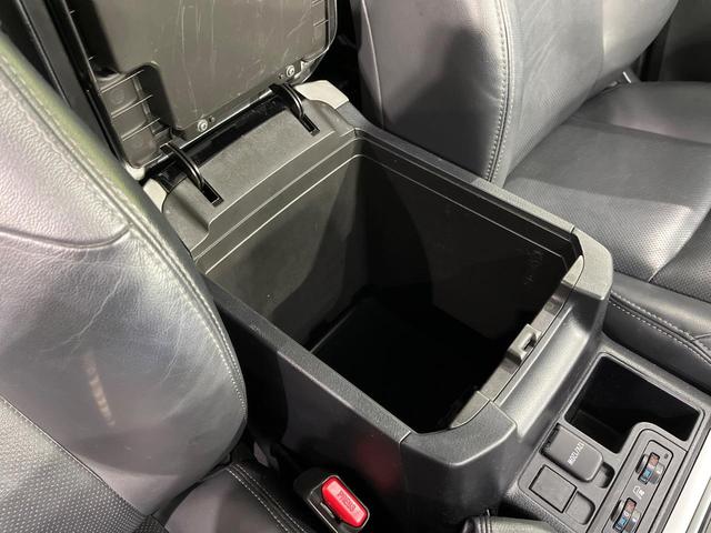 ランドクルーザープラド ＴＸ　Ｌパッケージ　４ＷＤ　禁煙車　衝突軽減　純正９型ナビ　バックカメラ　レーダークルーズ　シートベンチレーション　ＥＴＣ　ドラレコ　７人乗り　黒革シート　前席パワーシート　クリアランスソナー　ＬＥＤヘッド（51枚目）