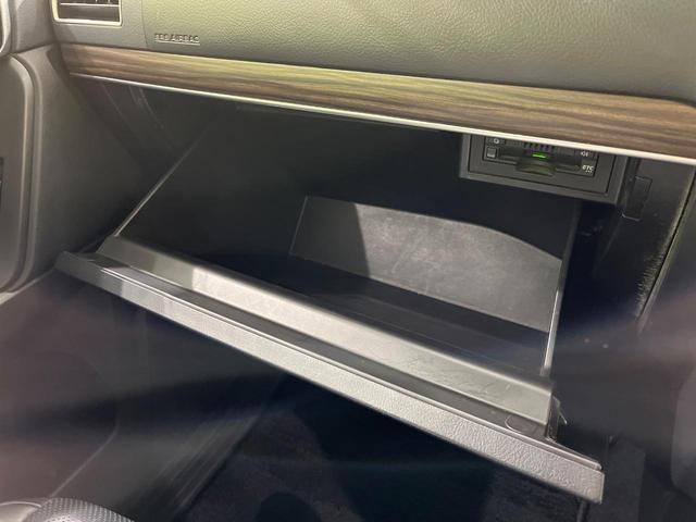 ランドクルーザープラド ＴＸ　Ｌパッケージ　４ＷＤ　禁煙車　衝突軽減　純正９型ナビ　バックカメラ　レーダークルーズ　シートベンチレーション　ＥＴＣ　ドラレコ　７人乗り　黒革シート　前席パワーシート　クリアランスソナー　ＬＥＤヘッド（71枚目）