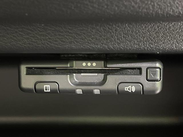 デイズ Ｘ　４ＷＤ　禁煙車　衝突軽減　バックカメラ　ＥＴＣ　ドラレコ　前席シートヒーター　クリアランスソナー　スマートキー　オートハイビーム　オートエアコン　純正１４インチアルミホイール　シートアンダーボックス（6枚目）