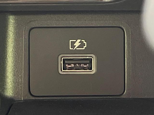 デイズ Ｘ　４ＷＤ　禁煙車　衝突軽減　バックカメラ　ＥＴＣ　ドラレコ　前席シートヒーター　クリアランスソナー　スマートキー　オートハイビーム　オートエアコン　純正１４インチアルミホイール　シートアンダーボックス（41枚目）