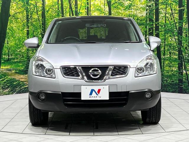 デュアリス ２０Ｇ　ＦＯＵＲアーバンブラックレザーＩＩ　４ＷＤ　禁煙車　ガラスルーフ　純正ナビ　フルセグ　ドラレコ　前席シートヒーター　オートライト　オートエアコン　デュアルエアコン　スマートキー　純正１８インチアルミ　電動格納ミラー　盗難防止装置（15枚目）