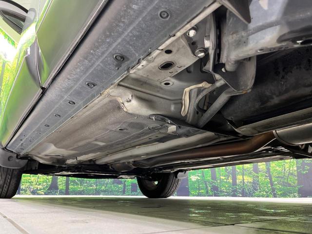 デュアリス ２０Ｇ　ＦＯＵＲアーバンブラックレザーＩＩ　４ＷＤ　禁煙車　ガラスルーフ　純正ナビ　フルセグ　ドラレコ　前席シートヒーター　オートライト　オートエアコン　デュアルエアコン　スマートキー　純正１８インチアルミ　電動格納ミラー　盗難防止装置（22枚目）