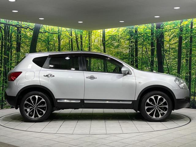 デュアリス ２０Ｇ　ＦＯＵＲアーバンブラックレザーＩＩ　４ＷＤ　禁煙車　ガラスルーフ　純正ナビ　フルセグ　ドラレコ　前席シートヒーター　オートライト　オートエアコン　デュアルエアコン　スマートキー　純正１８インチアルミ　電動格納ミラー　盗難防止装置（46枚目）