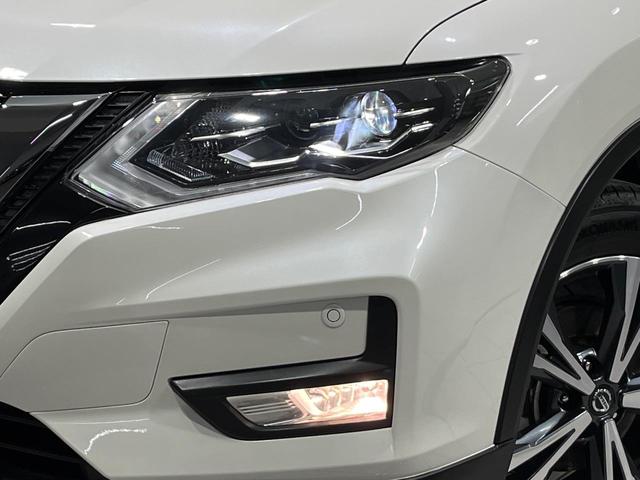 エクストレイル ２０Ｘｉ　４ＷＤ　禁煙車　プロパイロット　衝突軽減　１１インチナビ　全周囲カメラ　ドラレコ　デジタルインナーミラー　パワーバックドア　ＬＥＤヘッド　コーナーセンサー　革巻ハンドル　デュアルエアコン（13枚目）