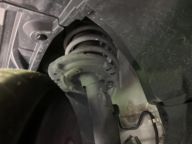 エクストレイル ２０Ｘｉ　４ＷＤ　禁煙車　プロパイロット　衝突軽減　１１インチナビ　全周囲カメラ　ドラレコ　デジタルインナーミラー　パワーバックドア　ＬＥＤヘッド　コーナーセンサー　革巻ハンドル　デュアルエアコン（21枚目）