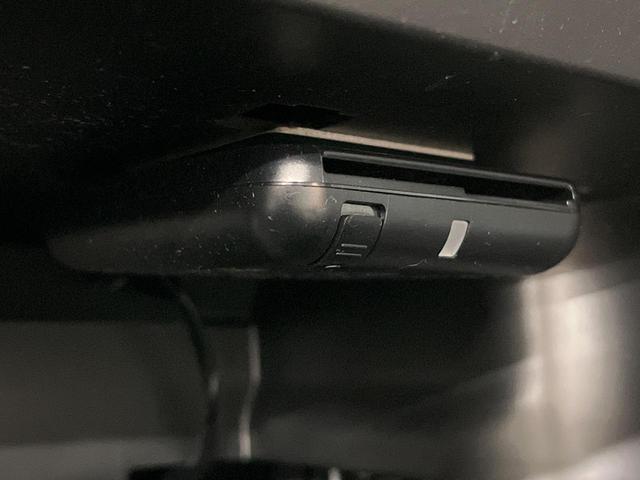 エクストレイル ２０Ｘｉ　４ＷＤ　禁煙車　衝突軽減　プロパイロット　パワーバックドア　ＳＤナビ　全周囲カメラ　ドラレコ　デジタルインナーミラー　ＥＴＣ　Ｂｌｕｅｔｏｏｔｈ　ＬＥＤヘッドライト　オートライト　オートエアコン（7枚目）