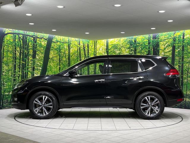 エクストレイル ２０Ｘｉ　４ＷＤ　禁煙車　衝突軽減　プロパイロット　パワーバックドア　ＳＤナビ　全周囲カメラ　ドラレコ　デジタルインナーミラー　ＥＴＣ　Ｂｌｕｅｔｏｏｔｈ　ＬＥＤヘッドライト　オートライト　オートエアコン（25枚目）