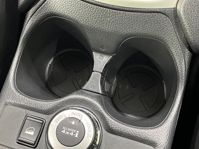 エクストレイル ２０Ｘｉ　４ＷＤ　禁煙車　衝突軽減　プロパイロット　パワーバックドア　ＳＤナビ　全周囲カメラ　ドラレコ　デジタルインナーミラー　ＥＴＣ　Ｂｌｕｅｔｏｏｔｈ　ＬＥＤヘッドライト　オートライト　オートエアコン（59枚目）