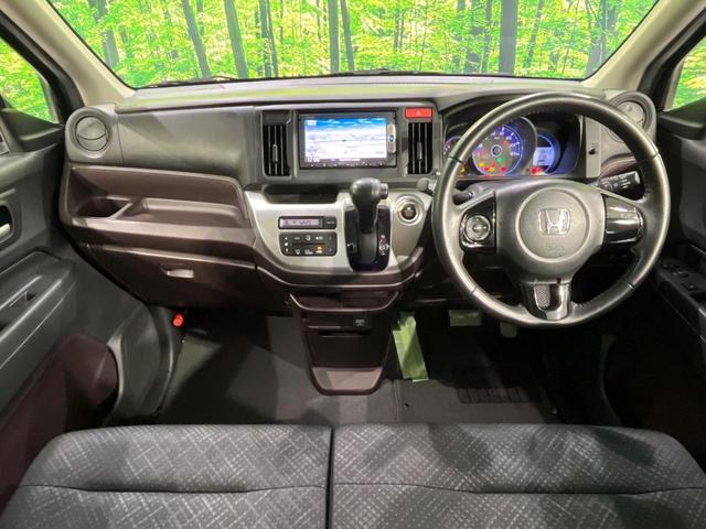 Ｎ－ＷＧＮカスタム Ｇ　４ＷＤ　禁煙車　衝突軽減　純正ナビ　バックカメラ　ＥＴＣ　スマートキー　オートエアコン　横滑り防止装置　アイドリングストップ　パワーステアリング　パワーウィンドウ　衝突安全ボディ　盗難防止システム（2枚目）