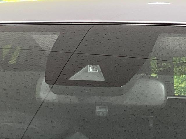 RAV4 X 4WD 禁煙車 衝突軽減 9型ナビ 寒冷地仕様 レーダークルーズ オートマチックハイビーム デュアルエアコン LEDヘッド オートブレーキホールド HDMI オートライト スマートキー(3枚目)