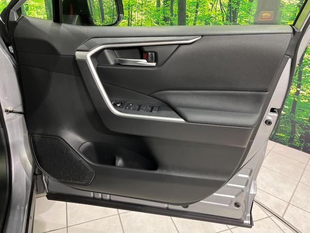 RAV4 X 4WD 禁煙車 衝突軽減 9型ナビ 寒冷地仕様 レーダークルーズ オートマチックハイビーム デュアルエアコン LEDヘッド オートブレーキホールド HDMI オートライト スマートキー(42枚目)